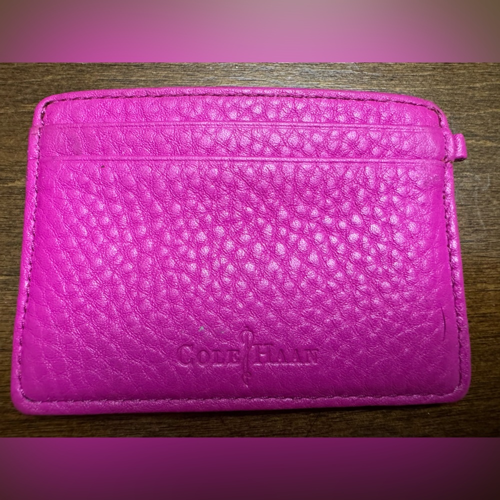 Like New - Cole Haan Berry Leather Wallet - Picture 6 of 10